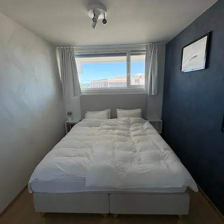 Apartment And Modern